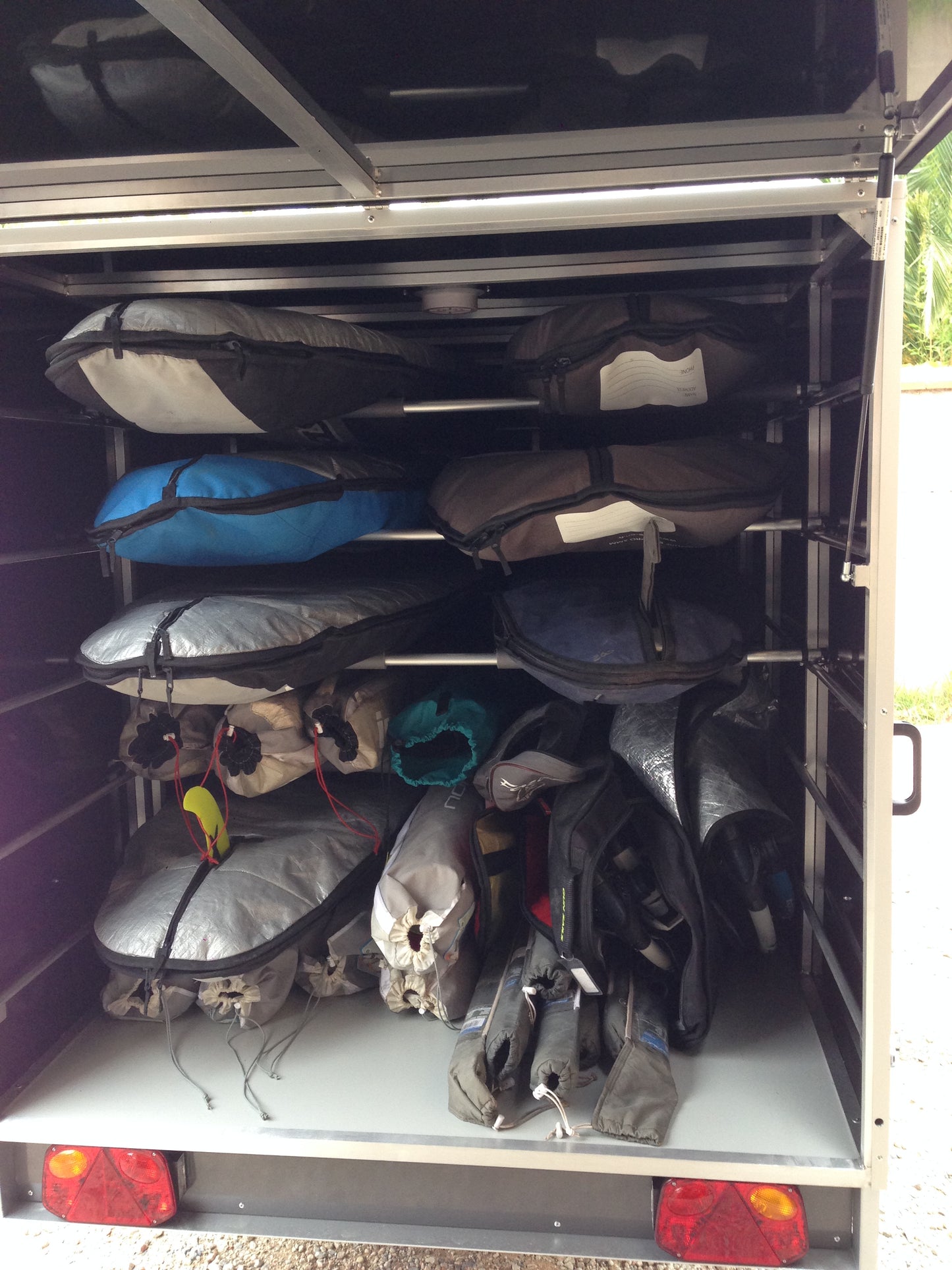 Remorque EQUATION 4 stock