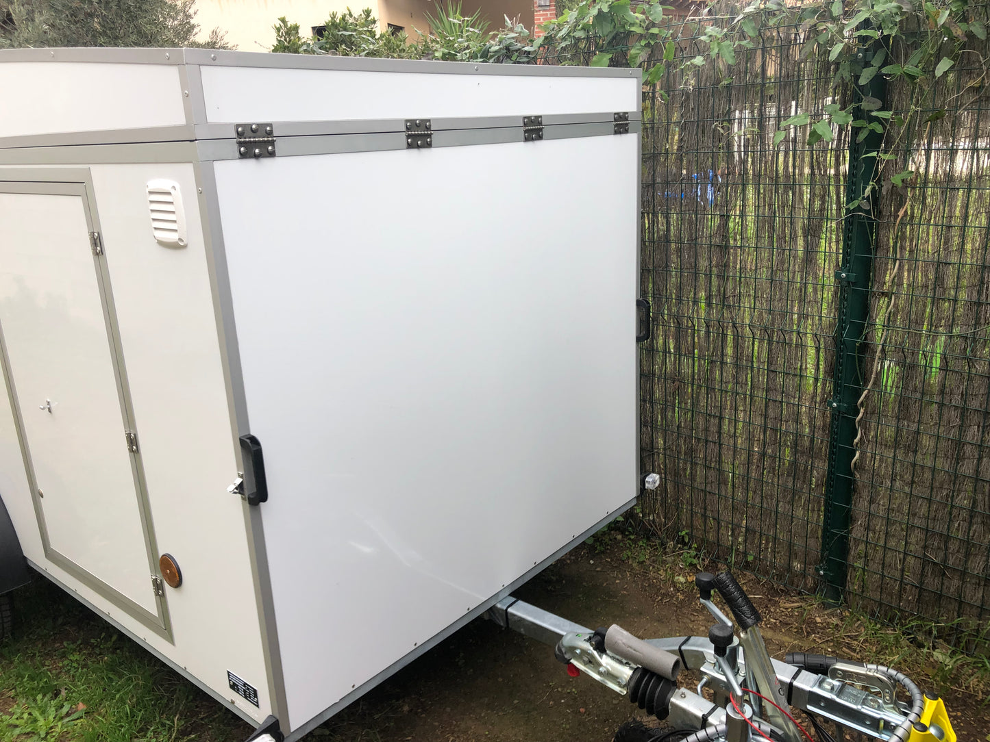 Remorque Freinée BOOSTER XLR 250 (DESTOCKAGE)