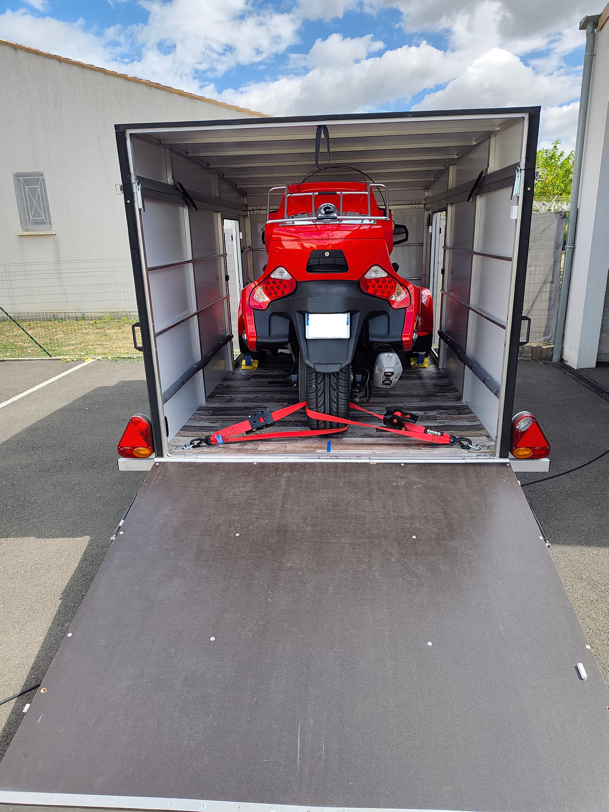PTAC-1350KG    Remorque Fourgon Moto Booster  XXL. extra large