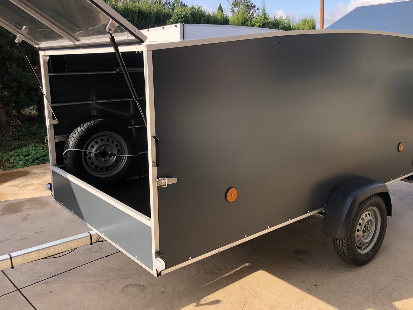 Remorque Karting fermée Eq4 stock